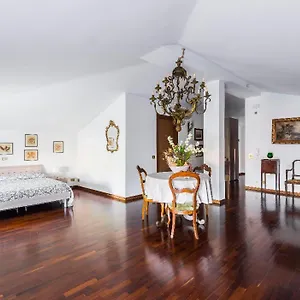 Luisa , Reggio nell'Emilia Italia