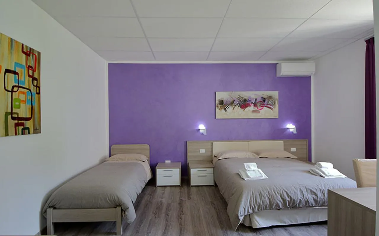 Bed and Breakfast Nidi di Feo Lecce 2*,  Italia